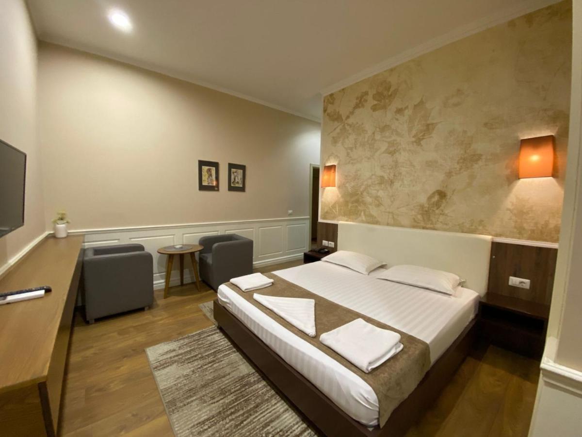 Edisem Hotel Mezez Екстериор снимка